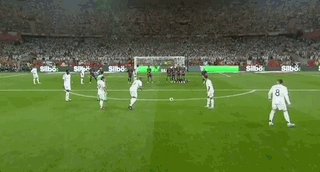 巴萨vs法兰克福首发：亚马尔、莱万出战，拉什福德替补